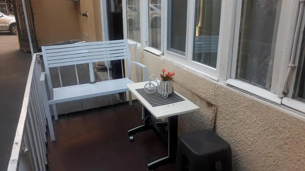 Studio Apartment Go-Ia 트빌리시 0*,